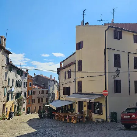 Mare Fuori With Terrace * Rovinj