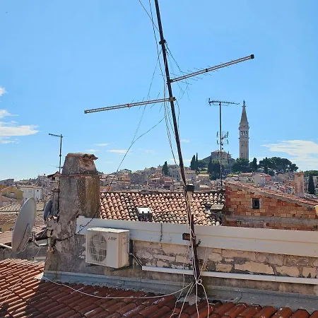 Mare Fuori With Terrace Lägenhet Rovinj