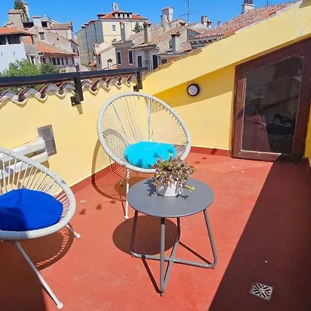 Mare Fuori With Terrace * Rovinj